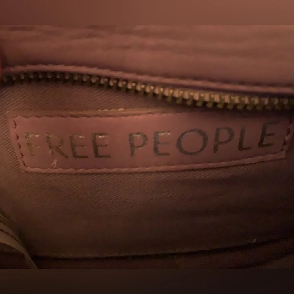 NWT Free People Say Yes Bag Lavender Leather Purse New $78 retail - Picture 5 of 9